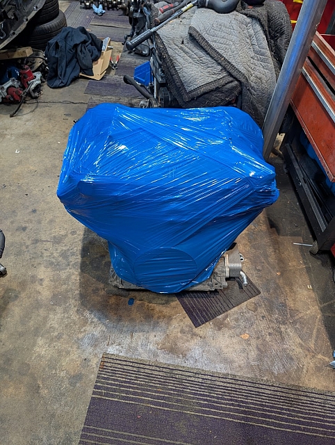PXL 20251005 225735116